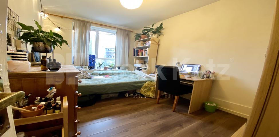 			LET , 4 Bedroom, 1 bath, 1 reception Bungalow			 Browning Street, Elephant & Castle